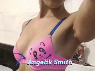 Angelik_Smith