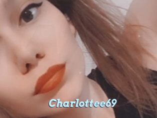 Charlottee69