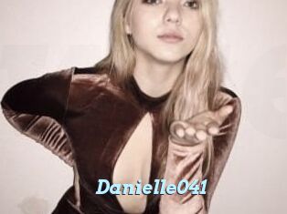 Danielle041