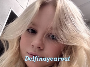 Delfinayearout