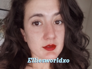 Elliesworldxo