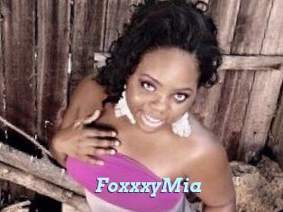 FoxxxyMia