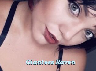 Giantess_Raven