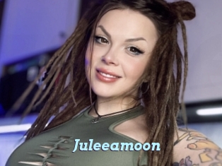 Juleeamoon