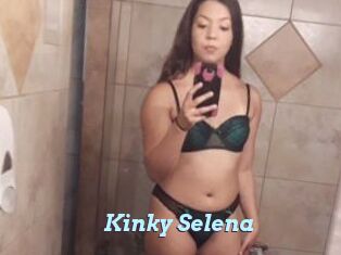Kinky_Selena