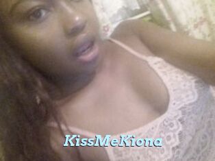 KissMeKiona