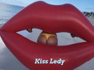 Kiss_Ledy