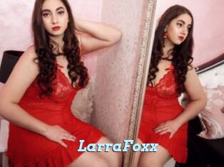 LarraFoxx