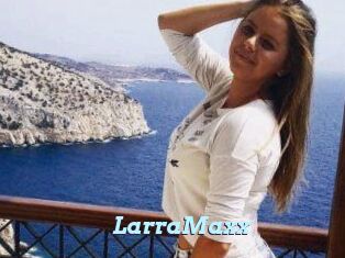 LarraMaxx
