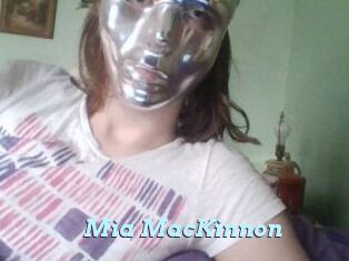 Mia_MacKinnon