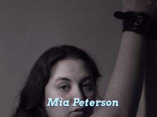 Mia_Peterson