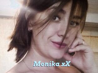 Monika_xX