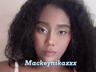 Mackeynikaxxx