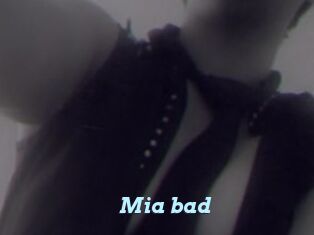 Mia_bad