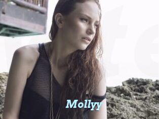 Mollyy