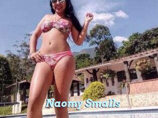 Naomy_Smalls