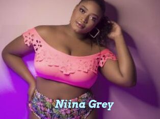 Niina_Grey