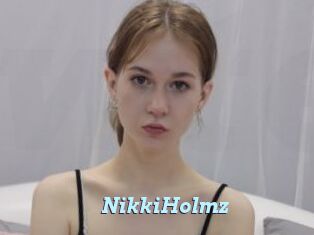 NikkiHolmz