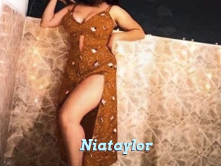 niataylor Webcam Teen