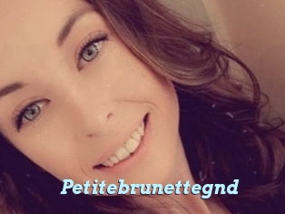Petitebrunettegnd