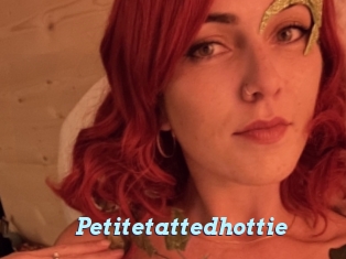 Petitetattedhottie