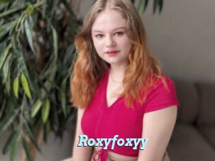 Roxyfoxyy