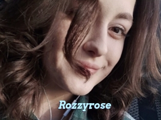 Rozzyrose