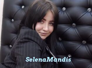 SelenaMandis