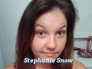 Stephanie_Snow