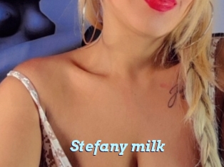 Stefany_milk